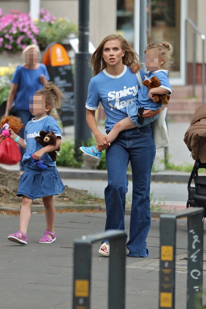 Agnieszka Kaczorowska. Tańcząca z córkami