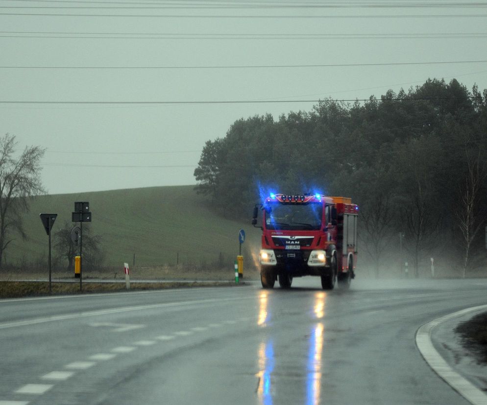 Przerwany gazociąg w gm. Ochotnica Dolna w Małopolsce. Droga zablokowana, ewakuowano mieszkańców