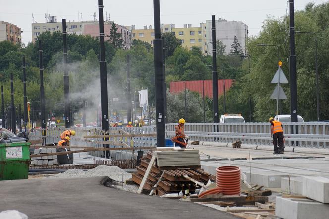 Nad Brdą w Bydgoszczy powstają nowe mosty. Zaglądamy na plac budowy [ZDJĘCIA]