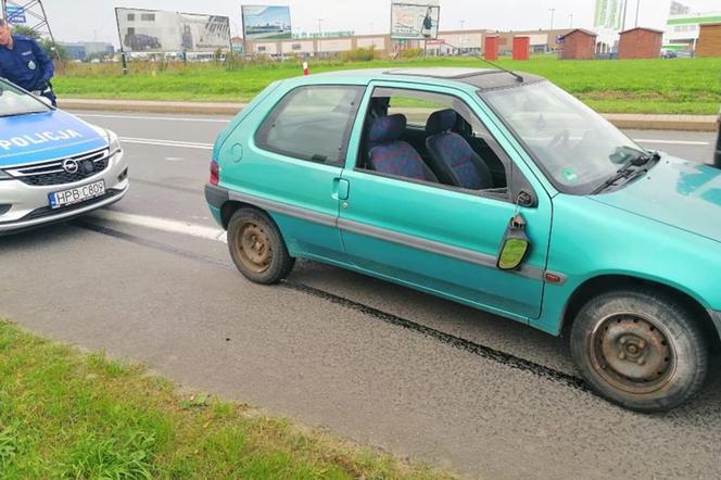 Auto bez OC i przeglądu, kierowca po narkotykach