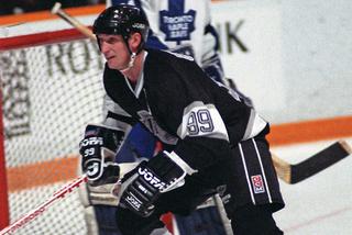 GRETZKY MA TAKĄ CÓRKĘ, ŻE LÓD SIĘ TOPI