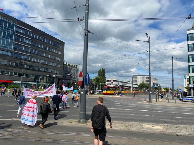 protest pracowników MOPS 14.06