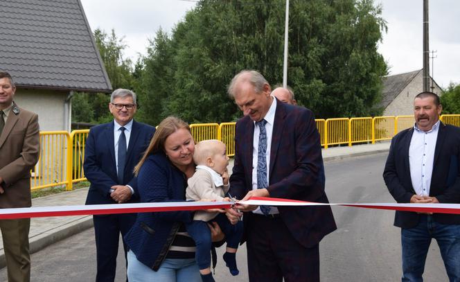 Gmina Iława: Oddanie do użytku drogi Dół-Ławice