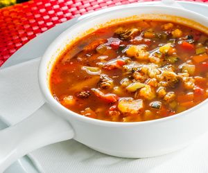 Zupa jarzynowa z pomidorami: dobry przepis