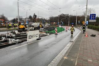 Most Szczytnicki zamknięty, ewakuacja mieszkańców