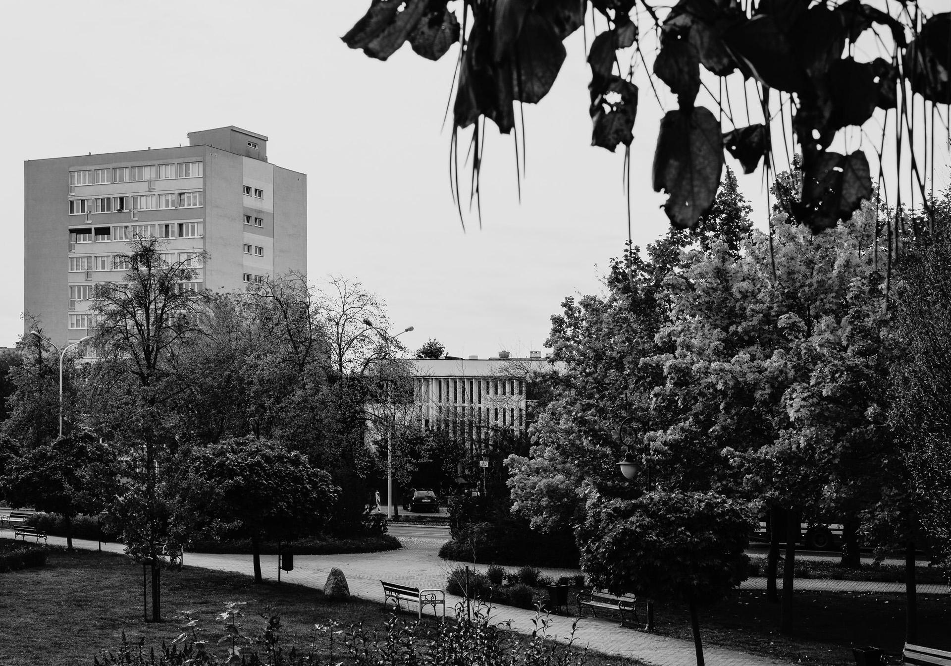 Szlak Konińskiego Modernizmu - zobacz zdjęcia architektury i sztuki Nowego Konina