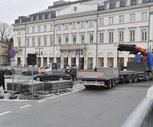 Finał WOŚP 2023. Budowa sceny w Warszawie