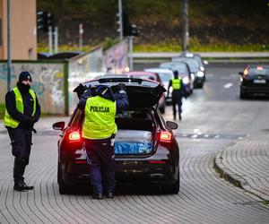 Poszukiwany ojciec zamordowanego Olusia może być uzbrojony. Dodatkowe środki bezpieczeństwa