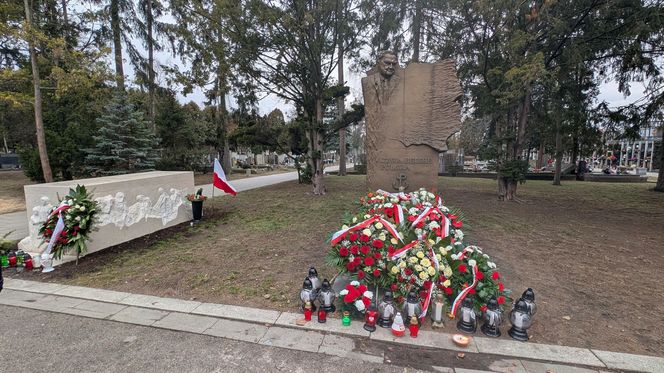 Tak wygląda grób Jana Olszewskiego 6. rocznice śmierci