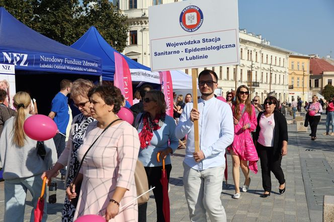 W centrum Lublina królował róż! Przez miasto przeszedł Marsz Różowej Wstążki