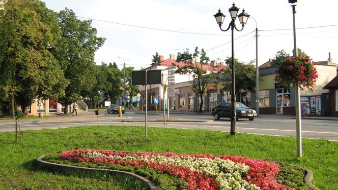 5. Powiat sokołowski - mediana wynagrodzeń miesięcznych brutto (marzec 2025): 6214,08 zł