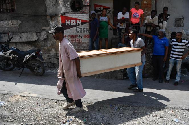 Port-au-Prince, stolica Haiti, opanowana przez gangi