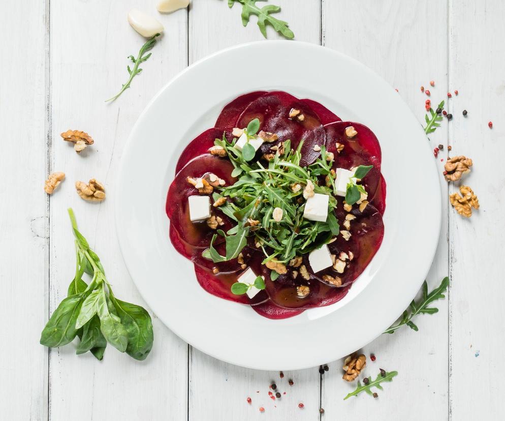 Carpaccio z buraków: przepis na oryginalną przystawkę 