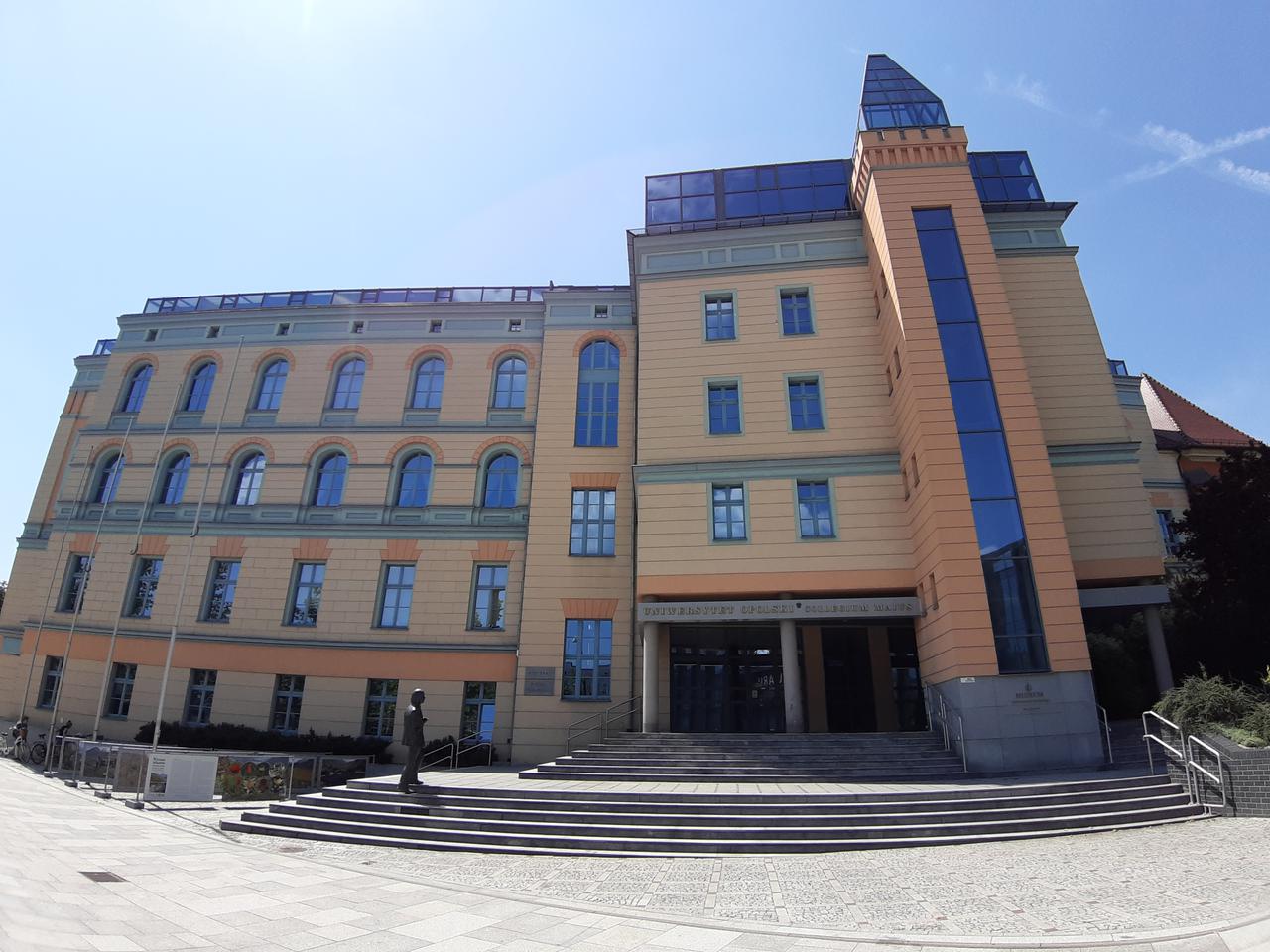 Medycyna na Uniwersytecie Opolskim znów na pierwszym miejscu