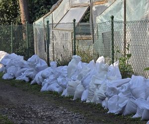 Głogów przygotowuje się na fale wezbraniową na Odrze. Ta ma dotrzeć około godziny 14