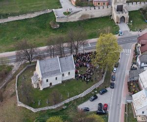 Z Gór Świętokrzyskich na Ponidzie. Niezwykła podróż z atrakcjami!