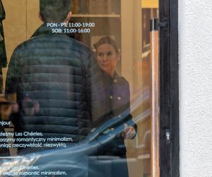 Pierwsza dama w eleganckim butiku