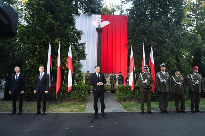 Apel Pamięci przed Pomnikiem Poległych w 1920 r. 