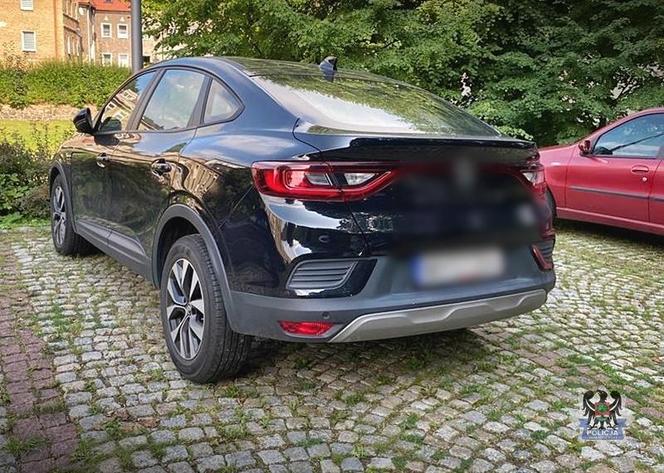 Wypożyczył luksusowy samochód i nie oddał