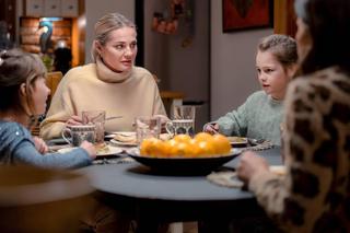 	Przyjaciółki 23 sezon odc. 267. Dorotka (Agnieszka Sienkiewicz-Gauer), Inga (Małgorzata Socha), Marysia (Zofia Cybul), Mirandka (Zoja Szymczyk)