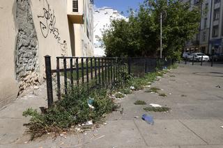 Sralnik na Pradze powrócił. W centrum dzielnicy znów jest smród i pełno śmieci 