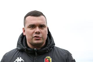 Jagiellonia z pięcioma kolejnymi porażkami, trudno nie złorzeczyć. Ale Adrian Siemieniec pewnych słów unika [ROZMOWA SE]