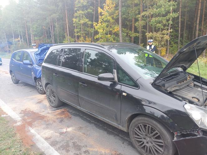 PILNE! Wypadek trzech aut na trasie Starachowice-Tychów Stary