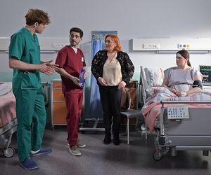 Pierwsza miłość, odcinek 3994: Kacper (Damian Kulec), Radek (Karol Biskup)