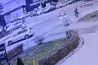 Śmiertelny wypadek w Łukowie! Kamera nagrała tira, który taranuje rowerzystkę [ZDJĘCIA]