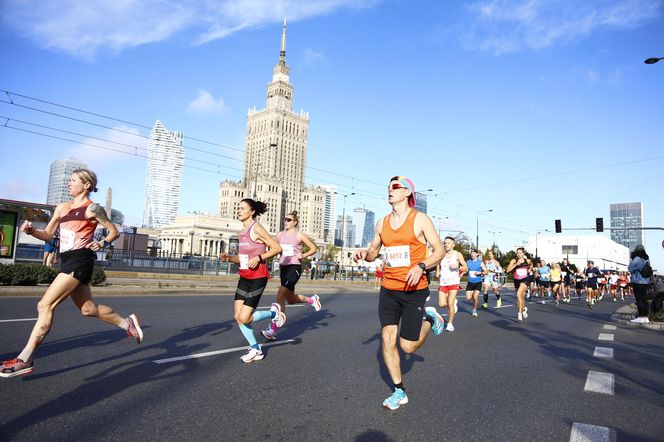 Uczestnicy 46. edycji Nationale-Nederlanden Maratonu Warszawskiego