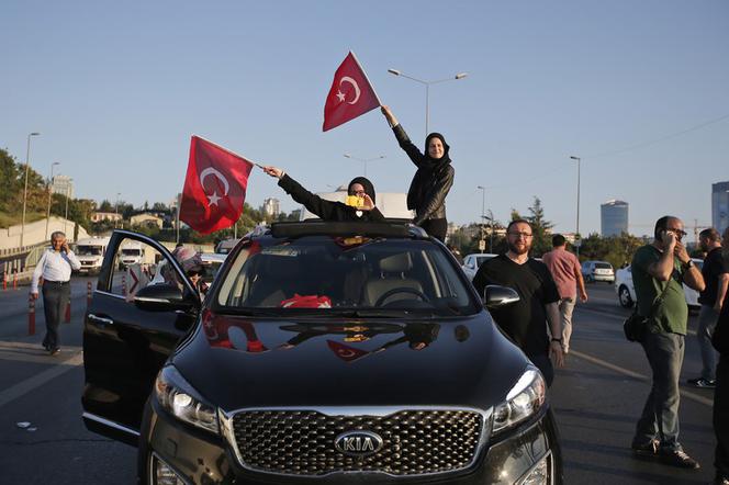 zamach stanu w Turcji, Turcja