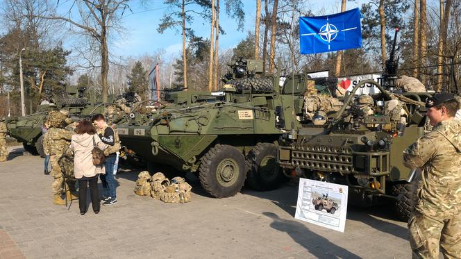 Żołnierze NATO zatrzymali się w Warszawie