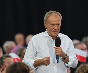 Donald Tusk w Piotrkowie Trybunalskim. Awantura na początek spotkania