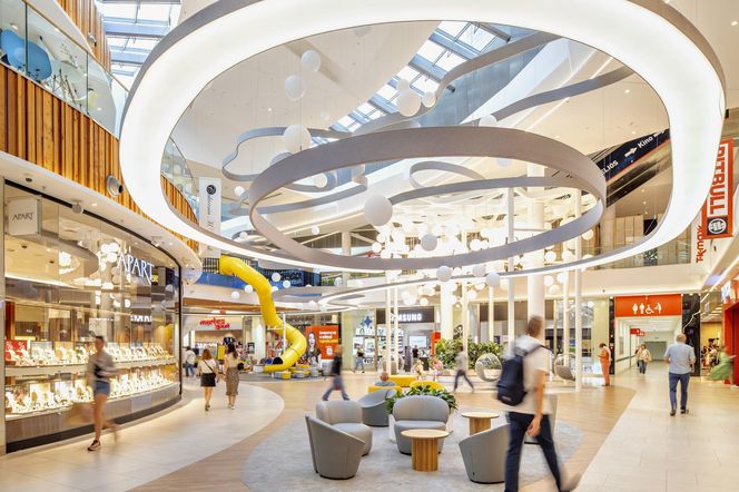 Aleja Bielany świętuje 10 lat. Zobacz, jak zmieniało się centrum!