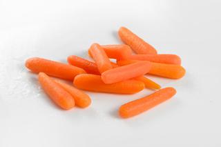 Pieczone młode marchewki - lekka i smaczna przekąska