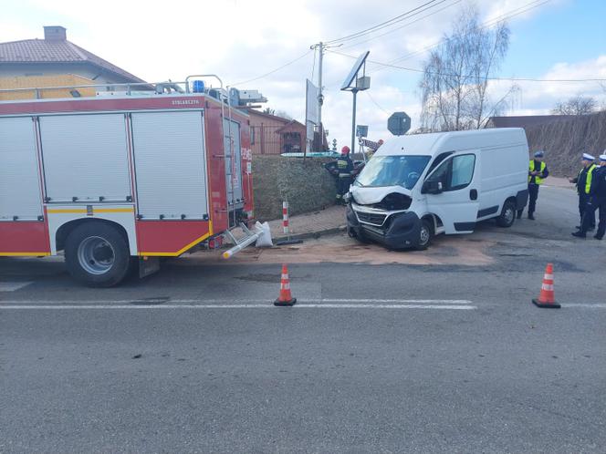 Wypadek na feralnym skrzyżowaniu w Ambrożowie