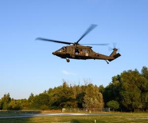 Black Hawk na lądowisku SOR w Poznaniu