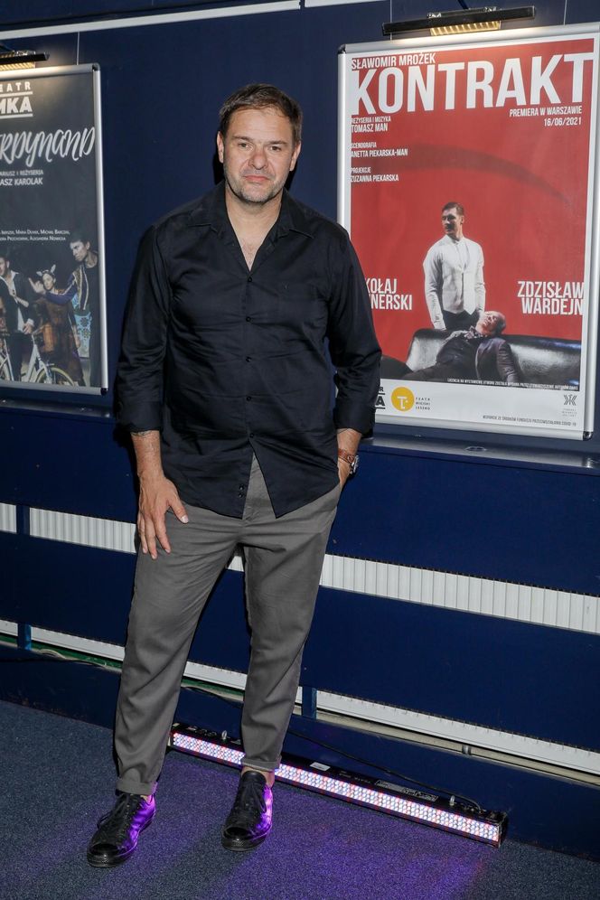 Tomasz Karolak ma dziś urodziny. Za te role fani pokochali go najbardziej!