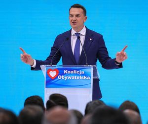 Szłapka odpowiada na zarzuty, że Nowoczesnej już nie ma. I uderza w Kaczyńskiego