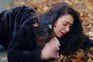 Miłość i nadzieja. Handan znowu udaje. Teatralna rozpacz na oczach Kuzeya!