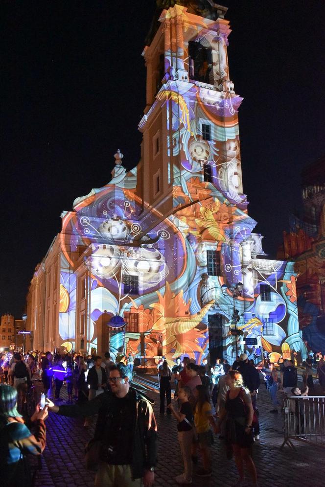 Bella Skyway Festival 2024 w Toruniu. To już 15. edycja popularnego festiwalu. Zdjęcia z pierwszego dnia