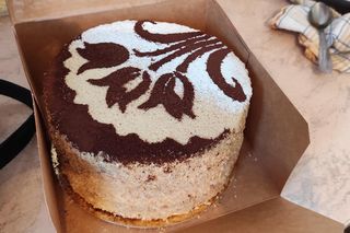 Marcinek. Poznaj przysmak z Podlasia, który króluje na przyjęciach. Te warstwy rozpływają się w ustach