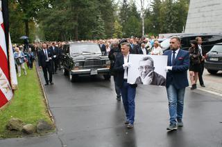 Gwiazdy na pogrzebie Grzegorza Miecugowa