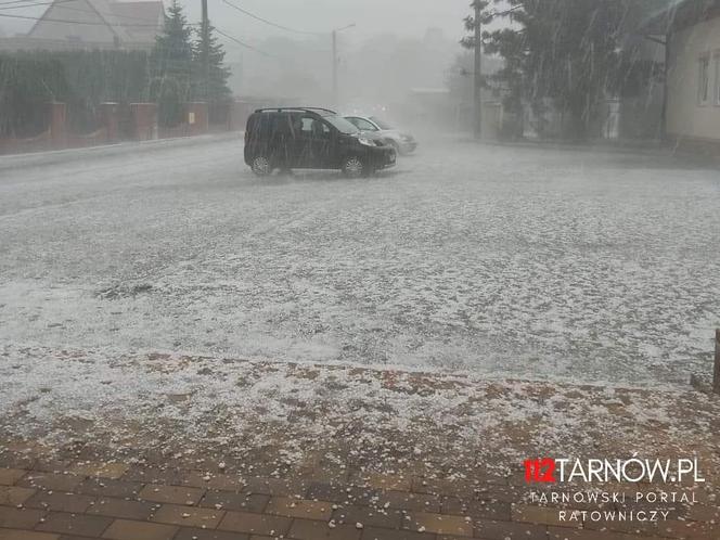 Potężne burze z gradem przeszły przez Tarnów i powiat tarnowski