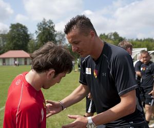 Tomasz Hajto o narodzinach córki i walce o jej życie. Zdradził nam traumatyczne szczegóły. Teraz kipi szczęściem 