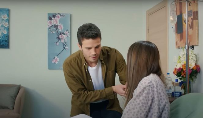 Alper zaczyna manipulować rodziną Kuzeya, by zostać w ich domu na stałe. Sili się to nie spodoba.