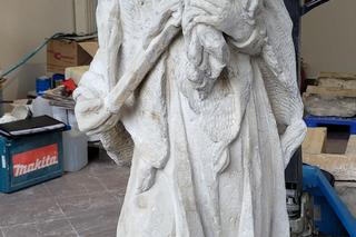 Rzeźba św. Jana Nepomucena w Ratowicach