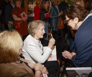 90 lat, a jaka forma! Irena Santor zalicza dwie imprezy jednego dnia – i na obu kradnie show