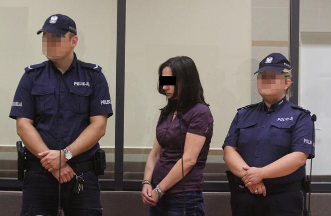 Poderżnęła synkowi gardło Dostała 10 lat