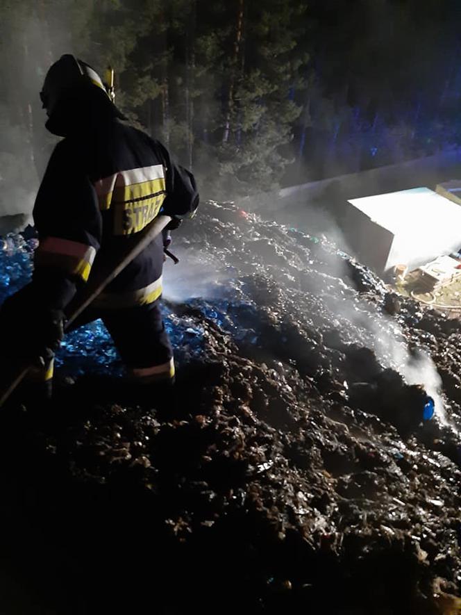 Studzianki. Pożar hałdy śmieci w sortowni 5.06.2019